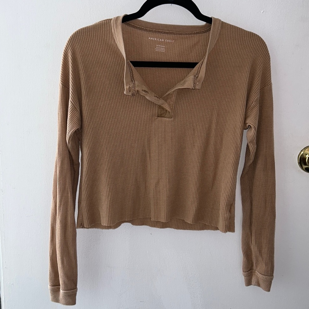 XS American Eagle waffle thermal knit long sleeve Henley crop top